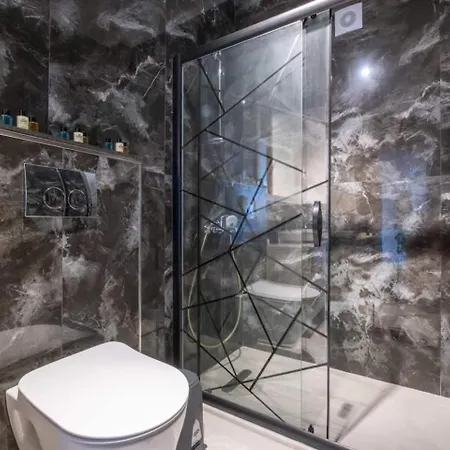 2 Bedroom W Panoramic Bosphorus Views & Cleaning アパート イスタンブール