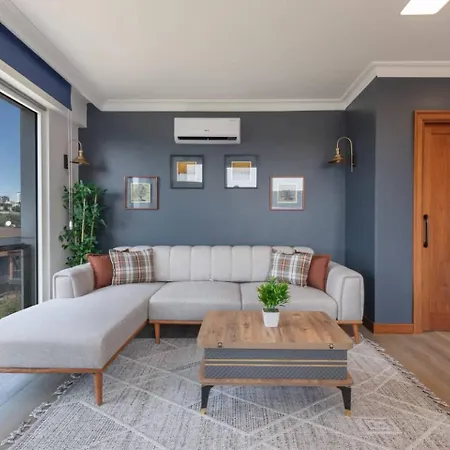 2 Bedroom W Panoramic Bosphorus Views & Cleaning * Istanboel